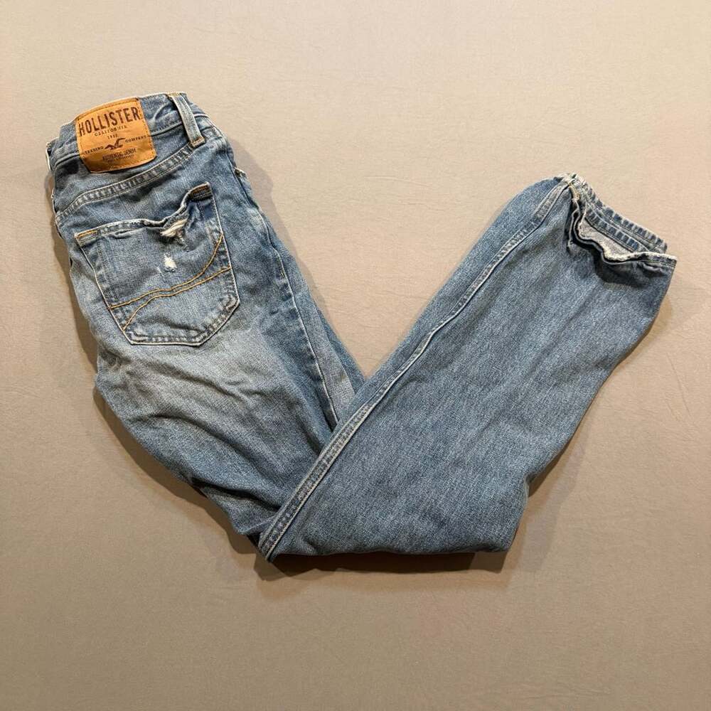 Hollister Distressed Light Wash Denim Jeans